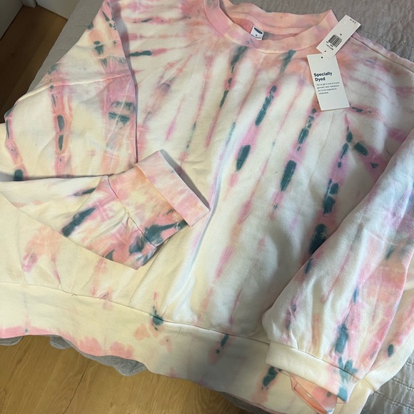 BNWT old navy specialty dye Tie-Dye Sweatshirt in Pink and Green - Picture 1 of 3
